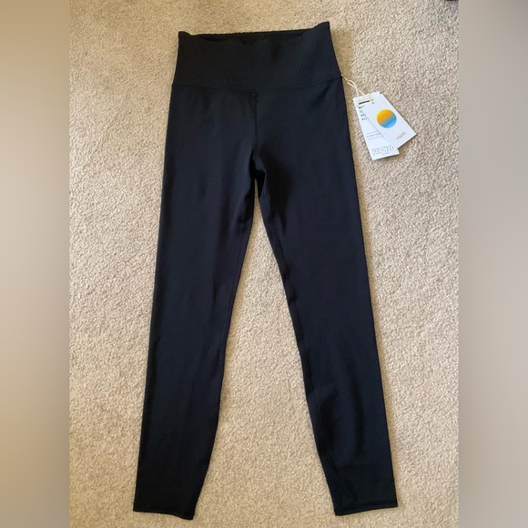 NWT Vuori Studio Rib Legging Pant * Black *  Small - Picture 4 of 6